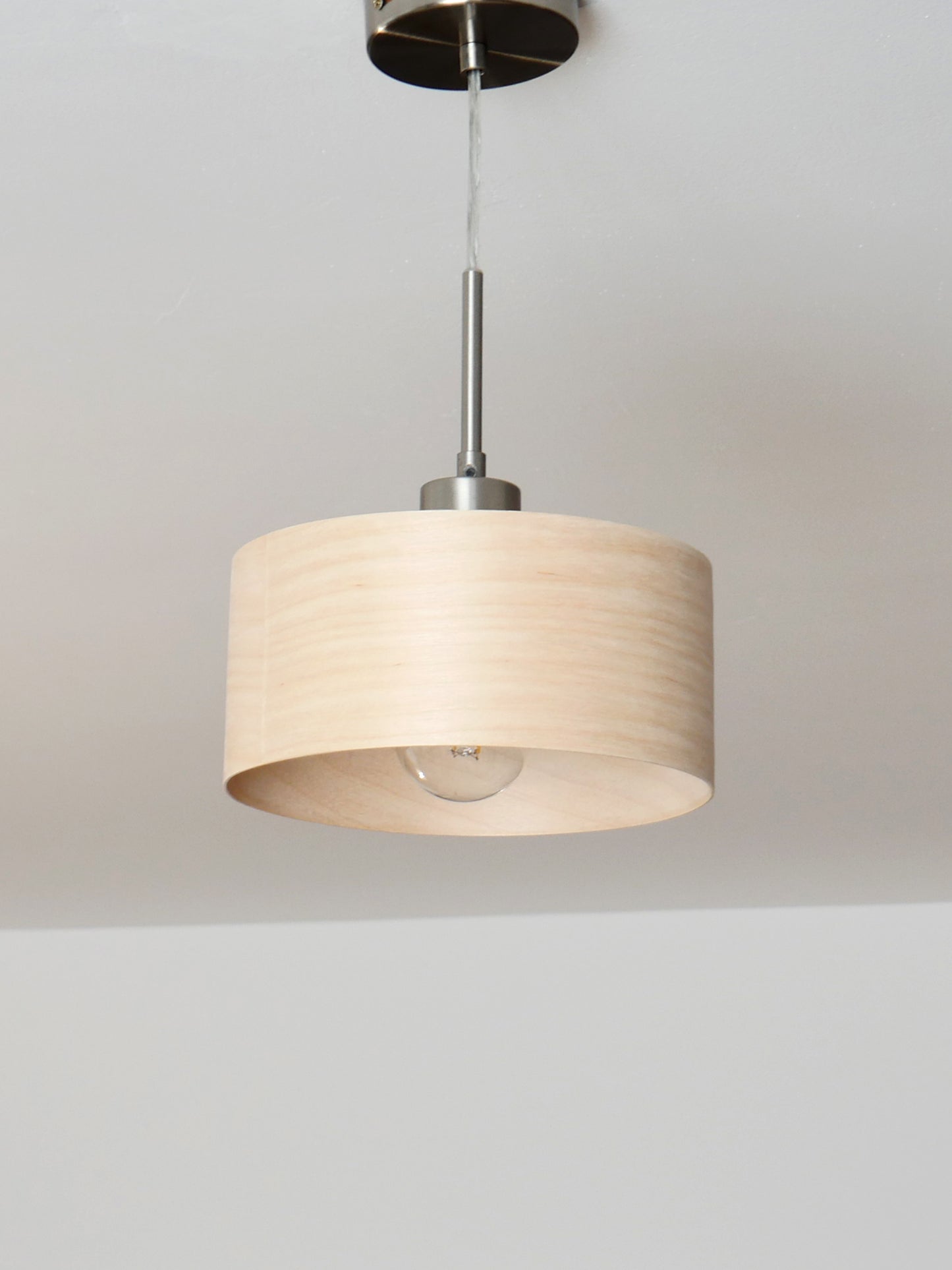 L06B, Suspension artisanale en placage de bouleau, 60-70cm