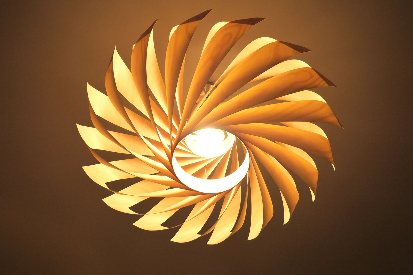 L22B, 70-80cm Handmade pendant lamp from birch veneer