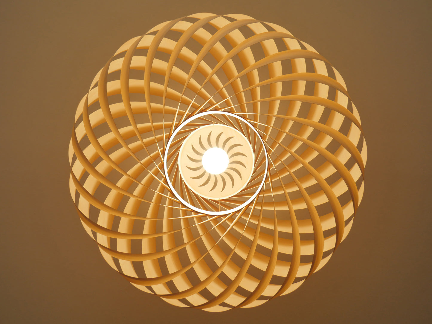 L06B, 80cm Handmade pendant lamp from birch veneer