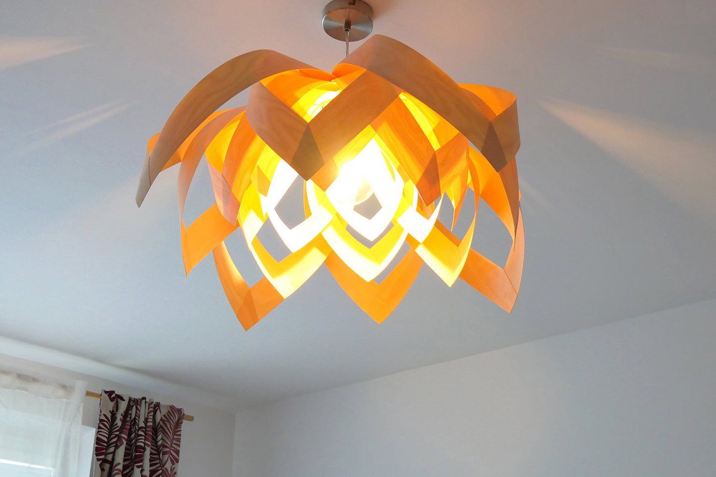 L18B, 70cm Handmade pendant lamp from birch veneer.